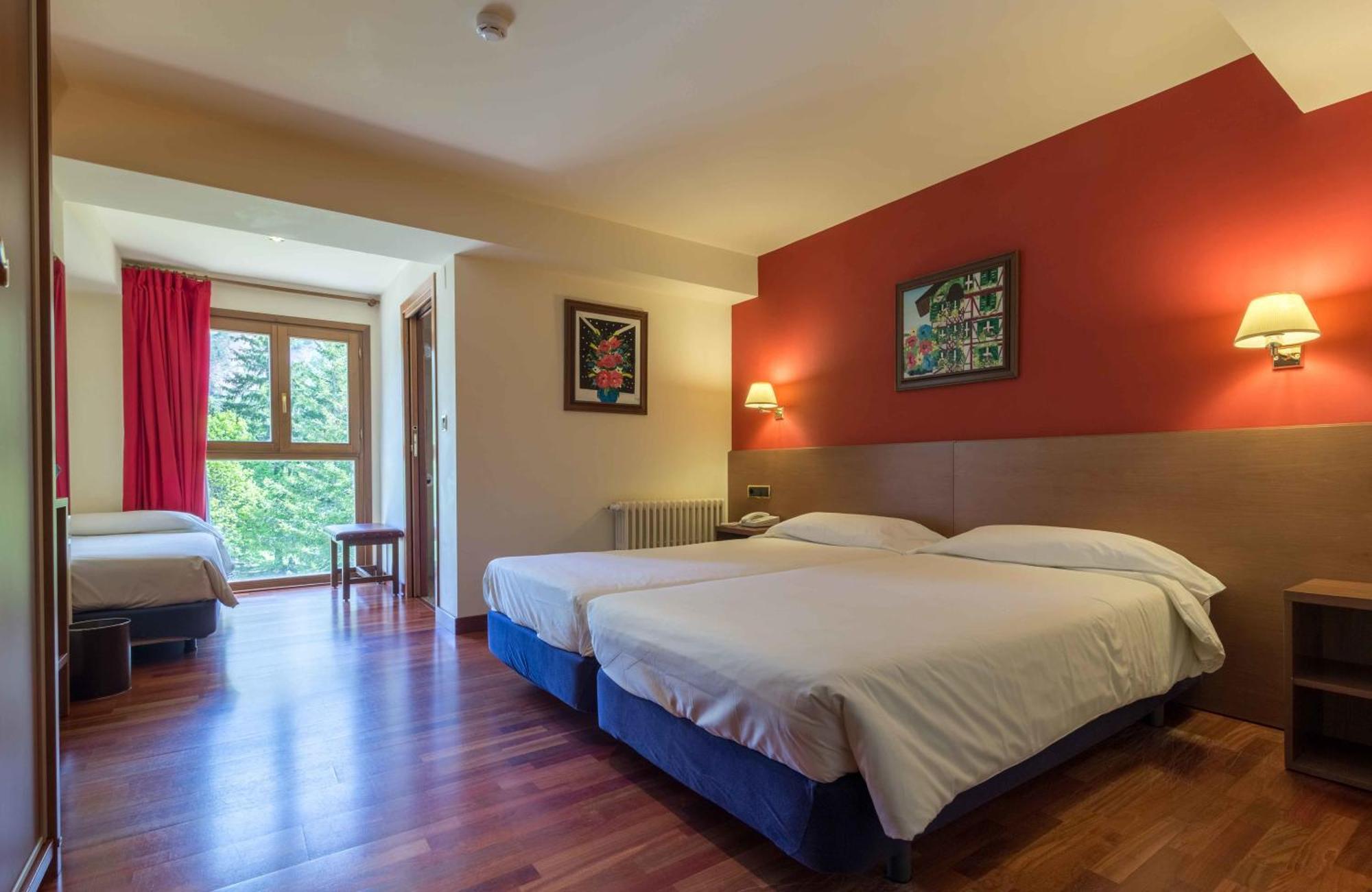 Snoe Hotel Candanchu Phòng bức ảnh