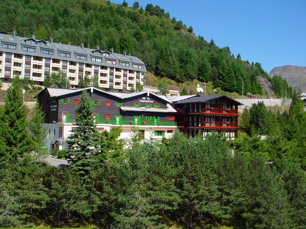 Snoe Hotel Candanchu Ngoại thất bức ảnh